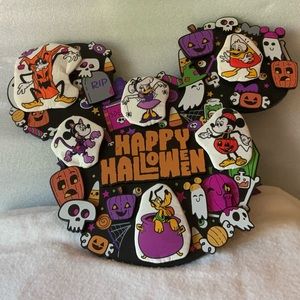 Mickey & Friends HALLOWEEN WREATH